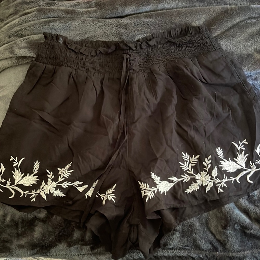 American Eagle Black Shorts
